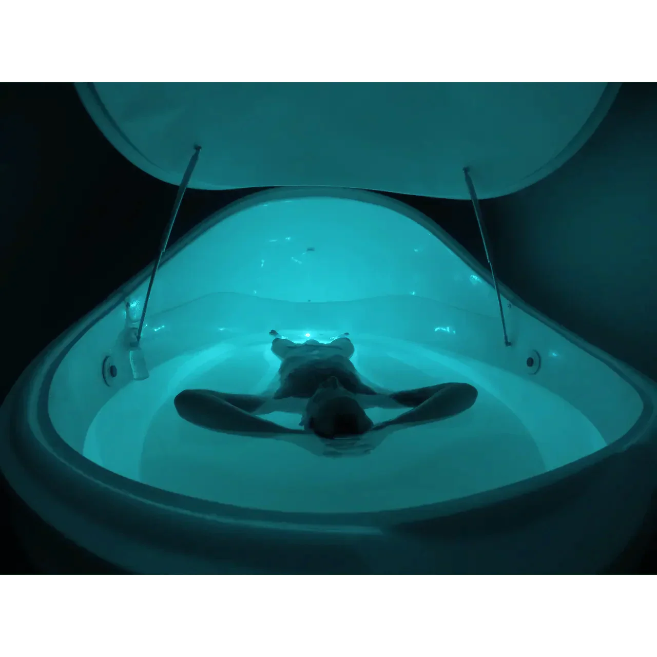 Float pods / Deprivation tanks provide a unique environment for relaxation, meditation, and self-discovery.