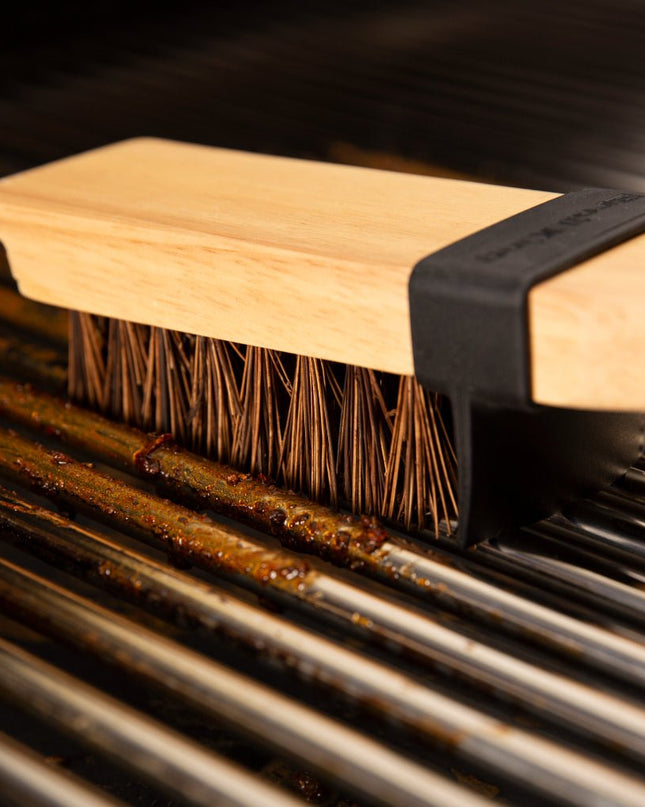 Heavy-Duty Natural Palmyra Grill Brush