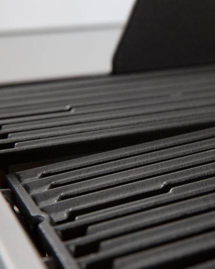 Crown S 440 Stainless 4-Burner Grill