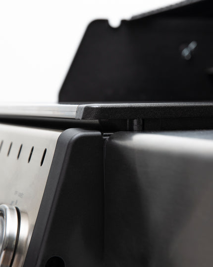 Baron 320 PRO 3-Burner Grill