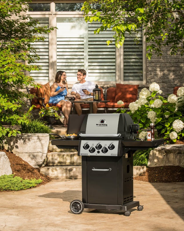 Monarch 390 Compact 3-Burner Grill
