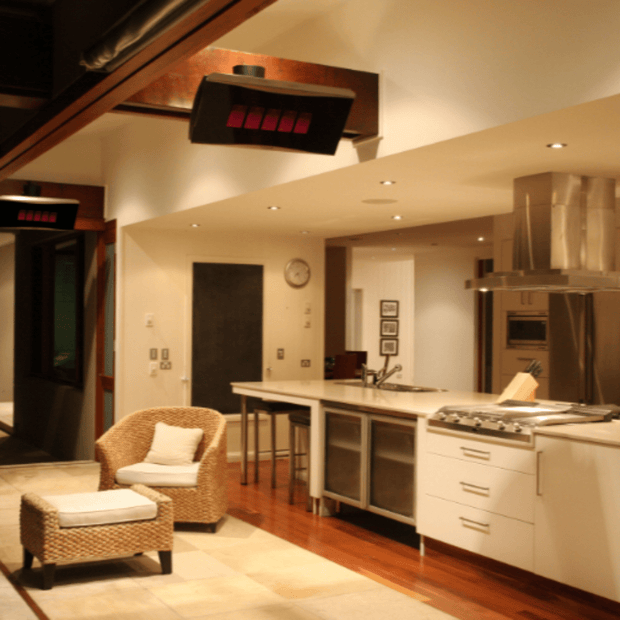 Bromic Platinum gas 500 in residential outdoor kitchen.