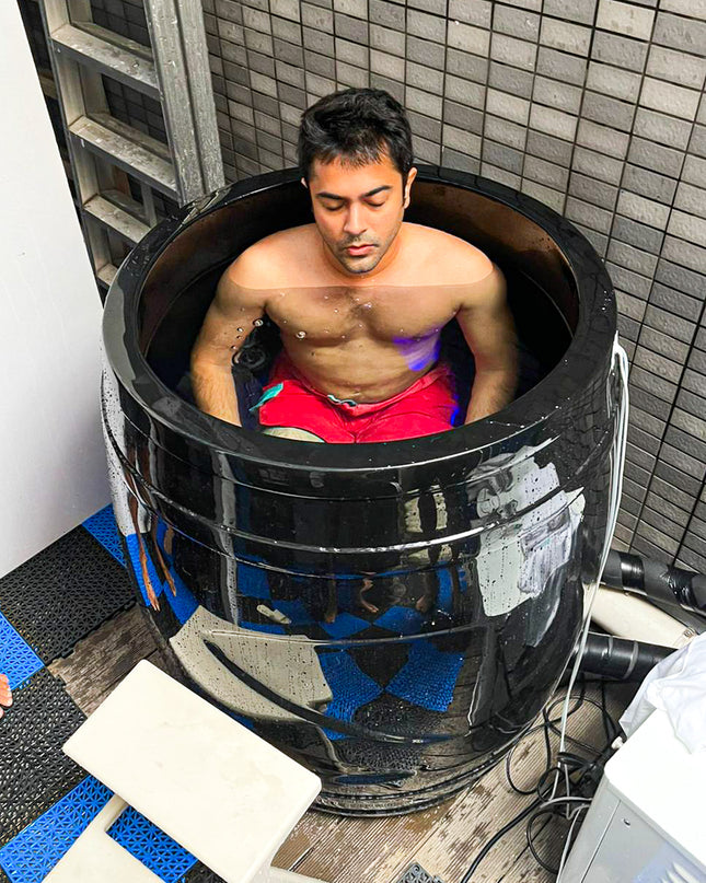 Cold Plunge Barrel with Chlller