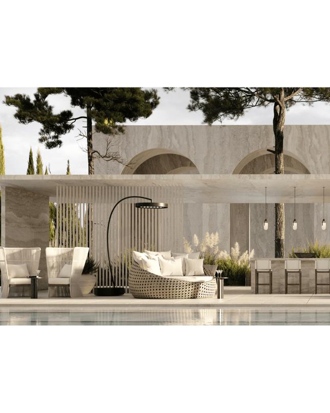 Eclipse Portable on Patio